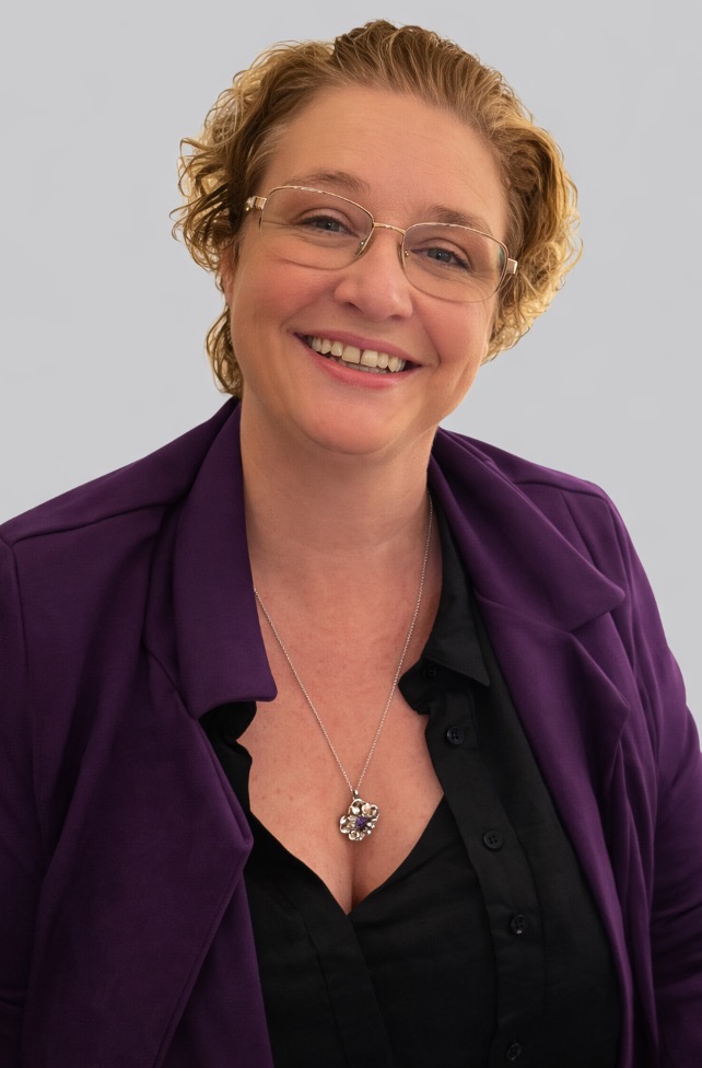 Portrait of Cola Morris, Director of Beyond Words Collective